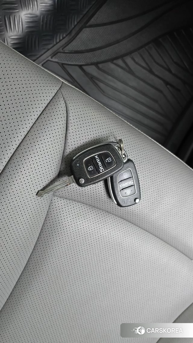 Hyundai The New Grand Starex id 4713359 из Кореи 8