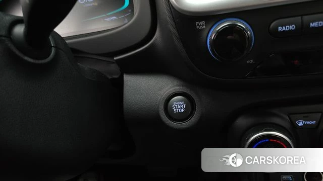Hyundai Venue id 4559996 из Кореи 8