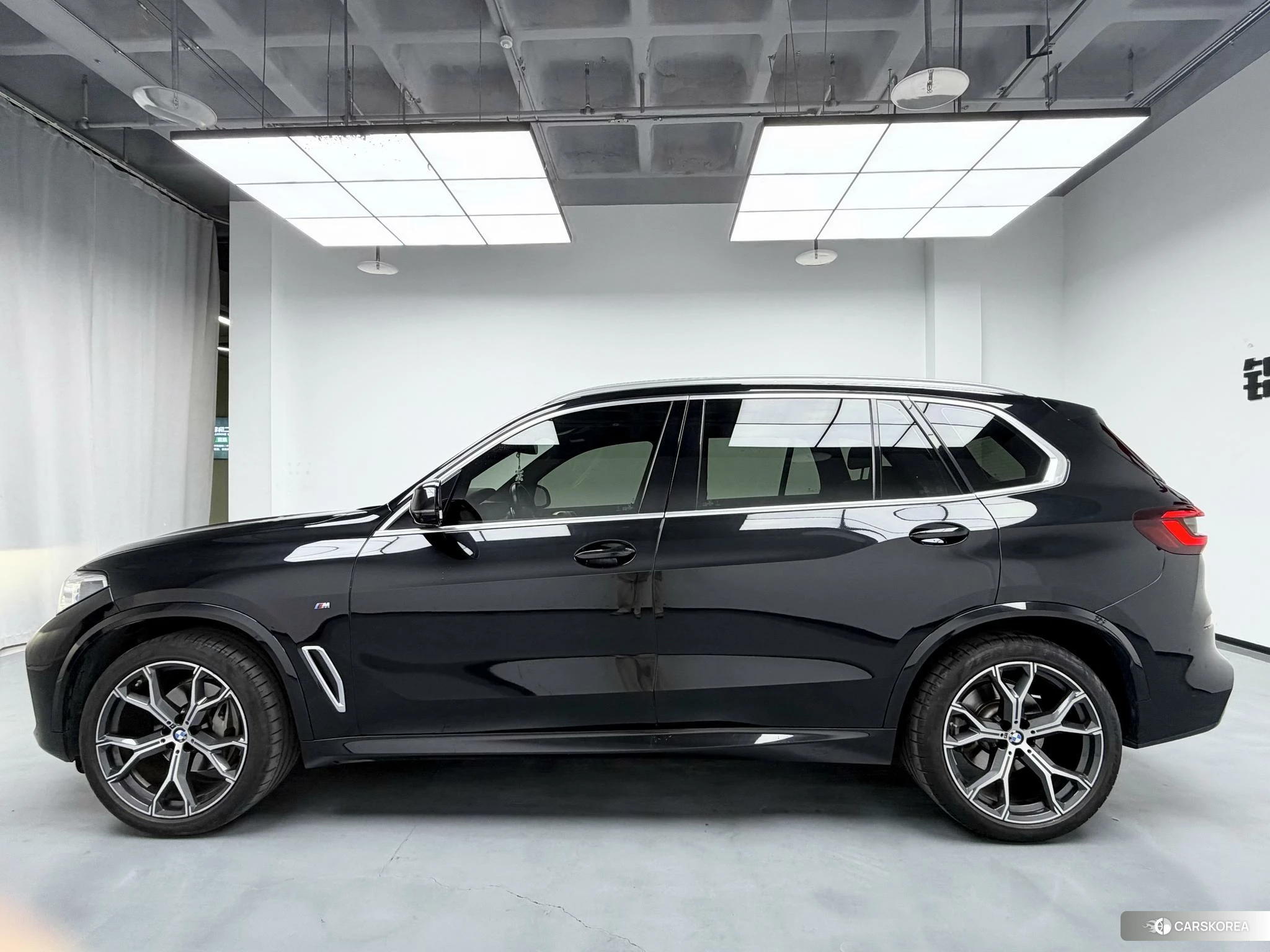 BMW X5 id 4440641 из Китая 8