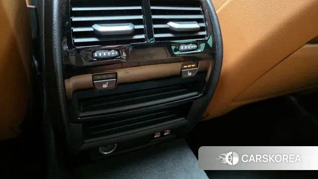 BMW 5 Series (G30) id 3711979 из Кореи 8