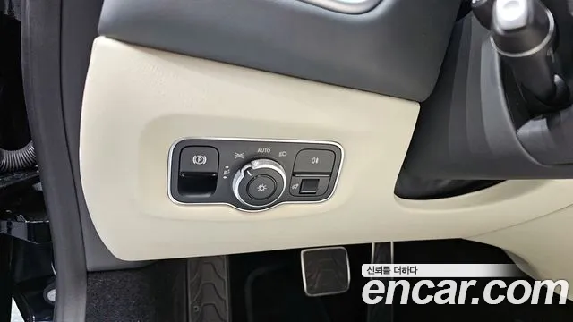 Aston Martin Vantage 2nd Generation id 2832014 из Кореи 8