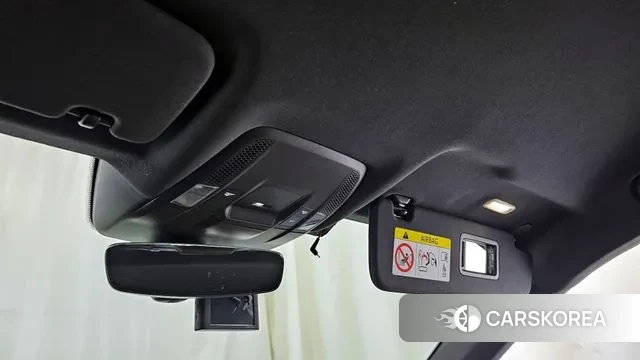 Porsche Taycan id 3354385 из Кореи 8