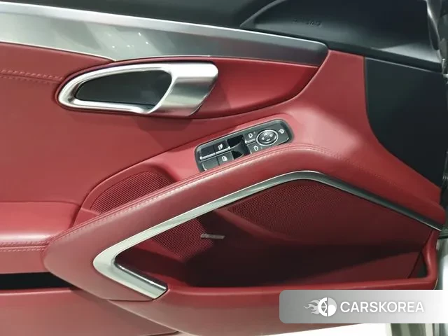 Porsche 718 Boxster id 3324774 из Кореи 8