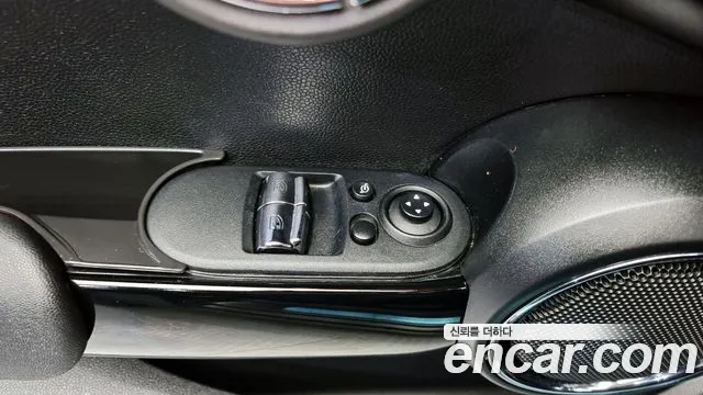 Mini Cooper S id 2713757 из Кореи 8