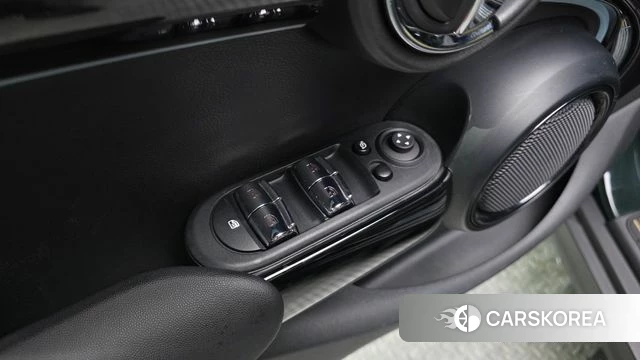 Mini Cooper S id 4409098 из Кореи 8