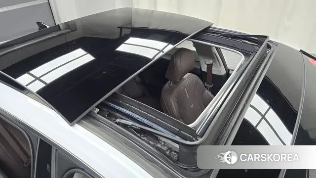 Hyundai Grandeur (GN7) id 3372120 из Кореи 8