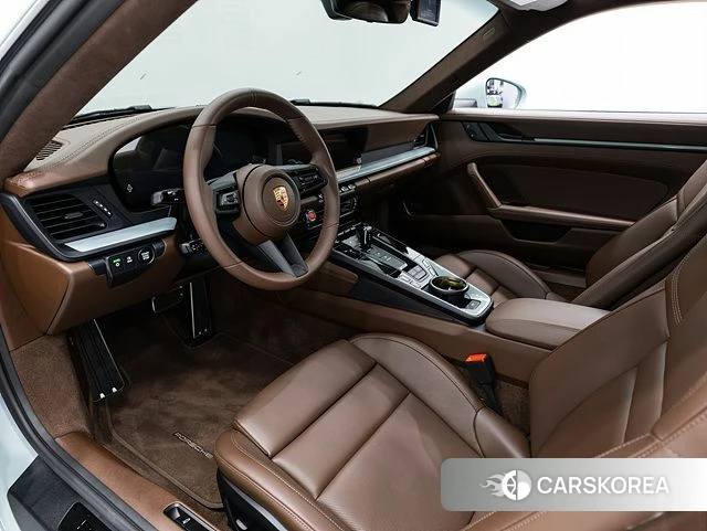 Porsche 911(992) id 4602273 из Кореи 8