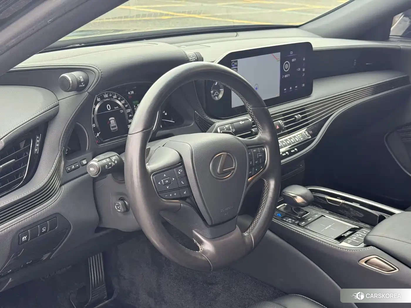 Lexus LS id 4686098 из Китая 8