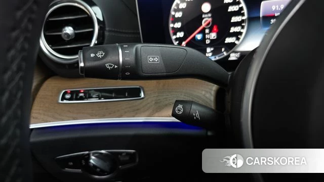 Mercedes-Benz E-Class W213 id 4179952 из Кореи 8