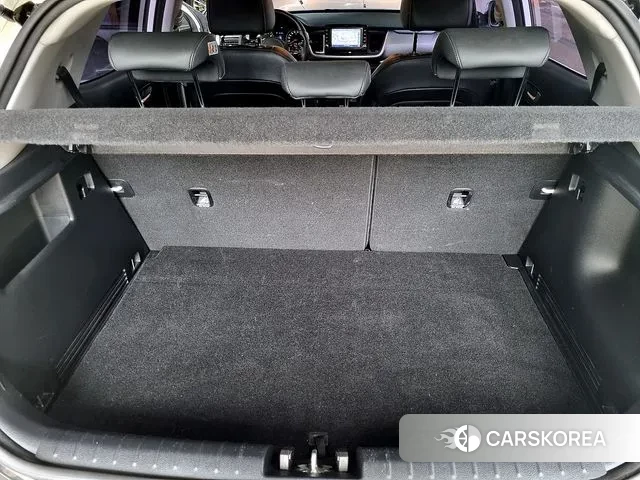 Kia Stonic id 3024839 из Кореи 8