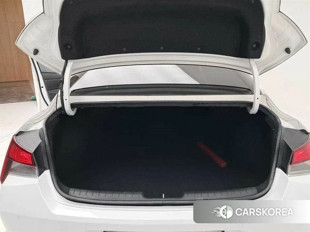 Hyundai Avante Hybrid (CN7) id 3922790 из Кореи 8