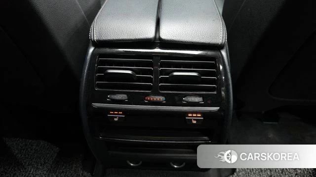 BMW 5 Series (G30) id 3936940 из Кореи 8