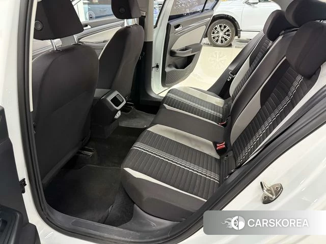 Volkswagen Bora id 3902093 из Китая 8