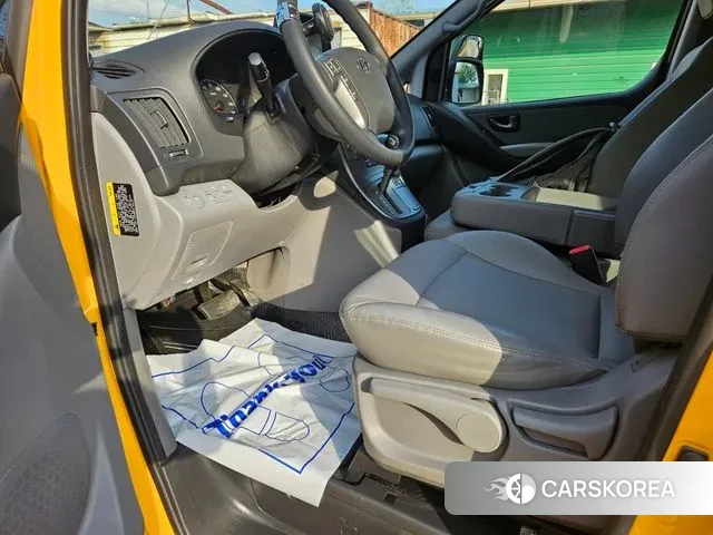 Hyundai The New Grand Starex id 3198623 из Кореи 8