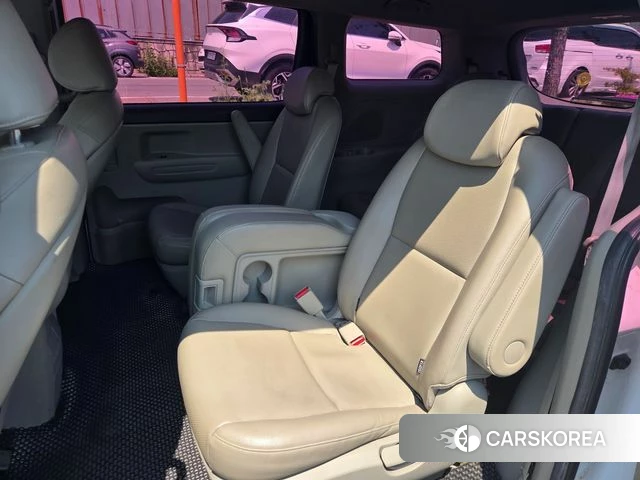 Kia The New Carnival id 4637566 из Кореи 8
