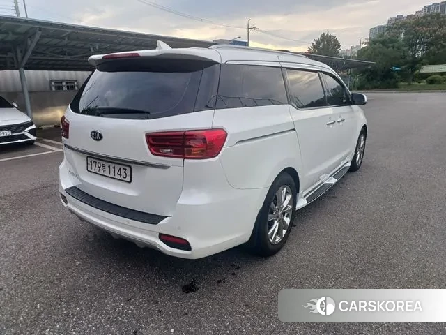 Kia The New Carnival id 2990831 из Кореи 8