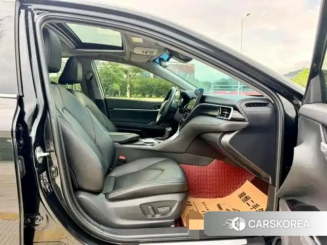 Toyota Camry id 4679627 из Китая 8