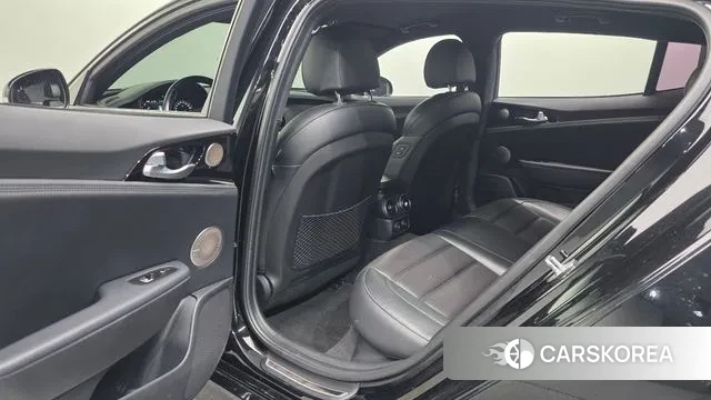 Kia Stinger id 3494677 из Кореи 8