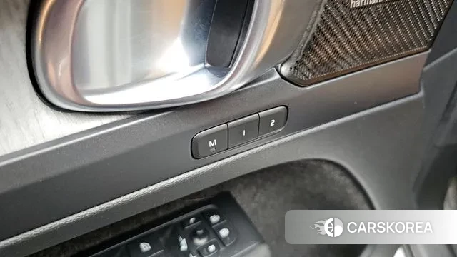 Volvo XC40 id 3037293 из Кореи 8