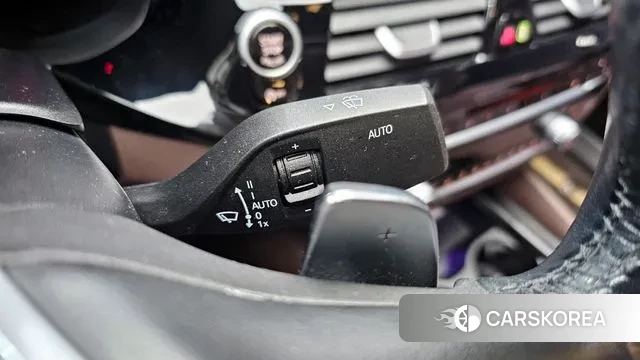 BMW 5 Series (G30) id 3778756 из Кореи 8