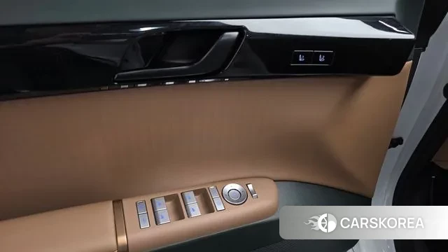 Hyundai Grandeur (GN7) id 3751549 из Кореи 8