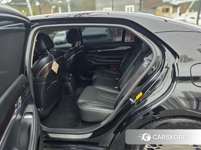 Genesis G90 id 3519288 из Кореи 8