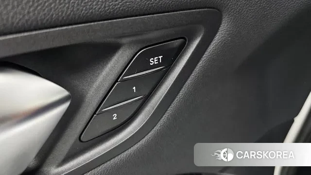 BMW 1 Series (F40) id 3299692 из Кореи 8