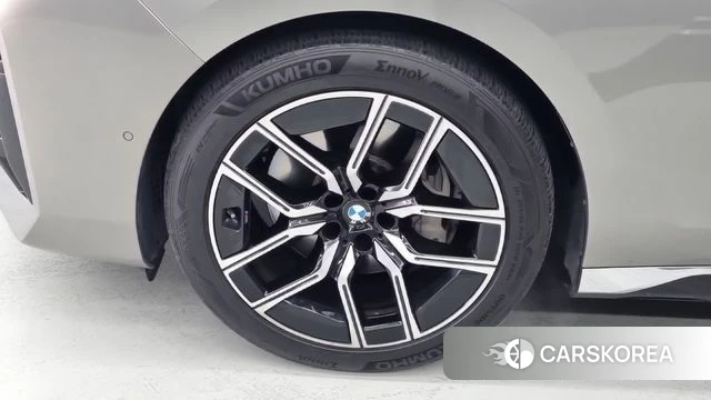 BMW 7 Series (G70) id 4740012 из Кореи 8
