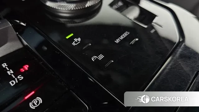 BMW 5 Series (G60) id 3599908 из Кореи 8