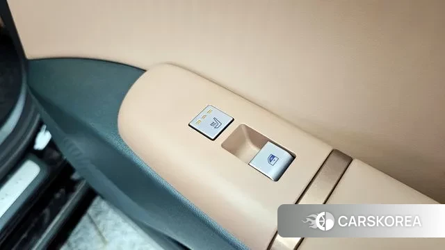 Hyundai Grandeur (GN7) id 3679703 из Кореи 8