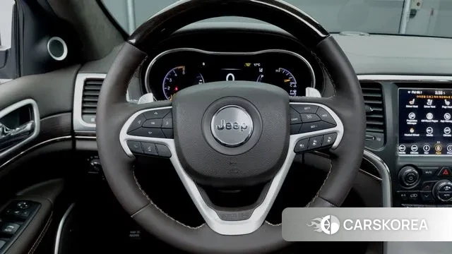 Jeep Grand Cherokee id 3687550 из Кореи 8