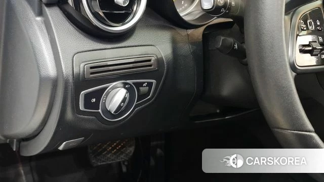 Mercedes-Benz C-Class W205 id 4310325 из Кореи 8
