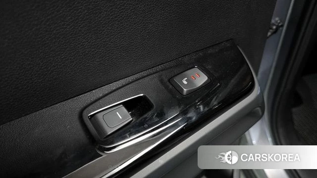 Ssangyong Torres id 3940411 из Кореи 8