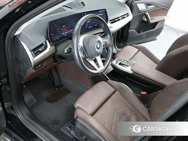 BMW iX1 (U11) id 3824834 из Кореи 8