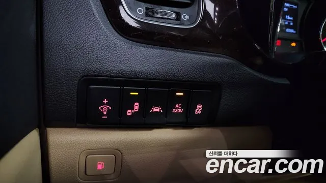 Kia The New Carnival id 2388409 из Кореи 8