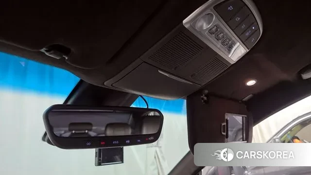 Genesis G90 id 3428837 из Кореи 8