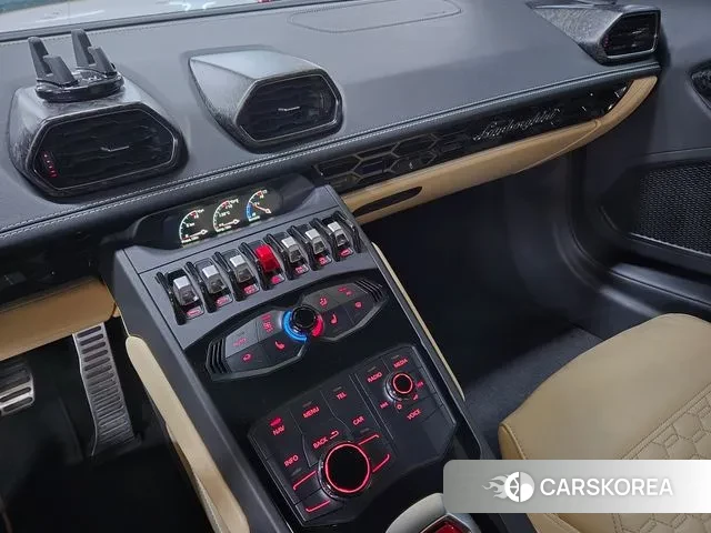 Lamborghini Huracan id 3444874 из Кореи 8