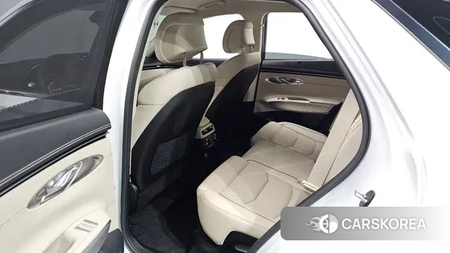 Genesis GV70 id 3690211 из Кореи 8