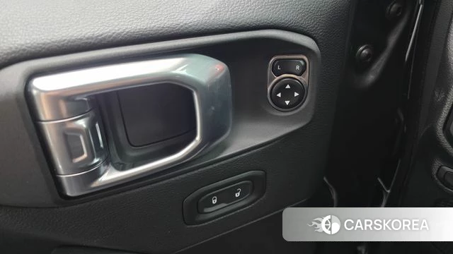 Jeep Gladiator (JT) id 3843183 из Кореи 8