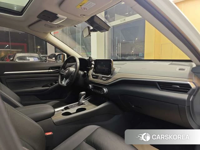 Nissan Teana id 4313935 из Китая 8