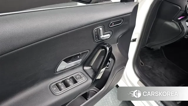 Mercedes-Benz A-Class W177 id 3760314 из Кореи 8