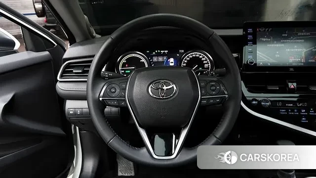 Toyota Camry (XV70) id 3052804 из Кореи 8