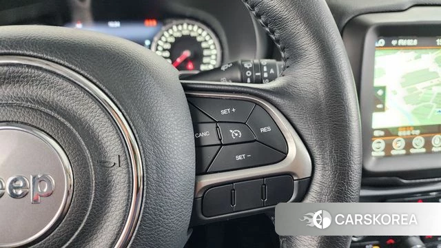 Jeep Renegade id 4464626 из Кореи 8
