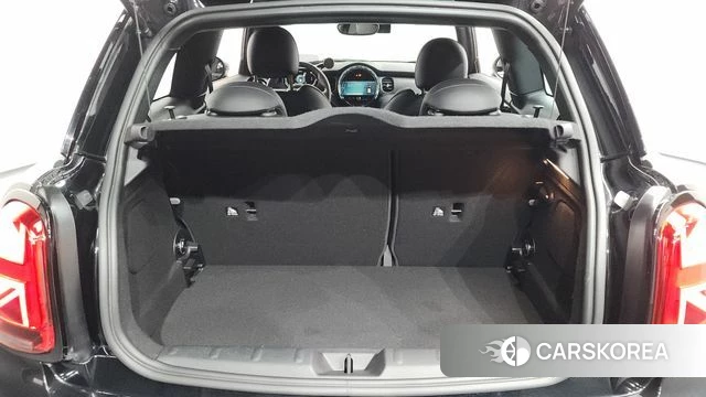 Mini Cooper Electric id 4361107 из Кореи 8