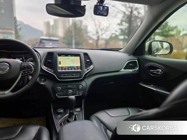 Jeep Cherokee (KL) id 3845844 из Кореи 8