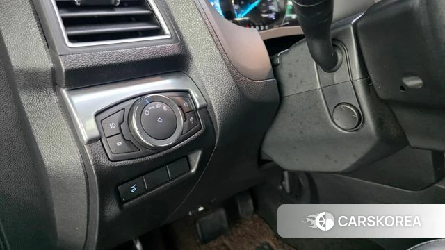 Ford Explorer id 4605296 из Кореи 8