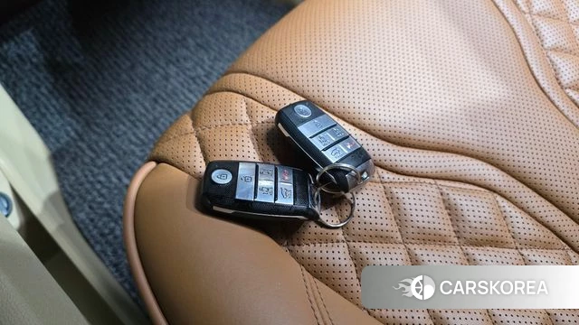 Kia The New Carnival id 3899243 из Кореи 8