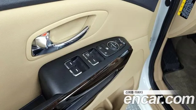 Kia The New Carnival id 2876004 из Кореи 8