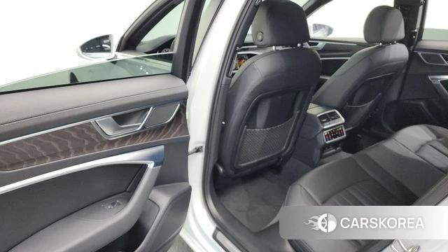 Audi A6 (C8) id 3922855 из Кореи 8