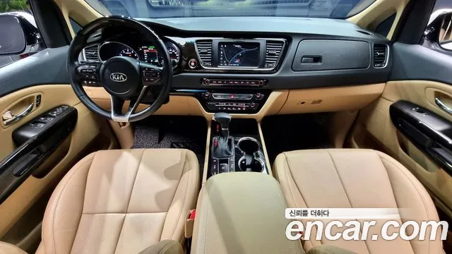 Kia The New Carnival id 2546418 из Кореи 8